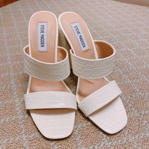 Steve Madden white croc heel